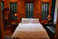 The Cabin on Main. Fully furnished home on Main St in downtown Jasper.