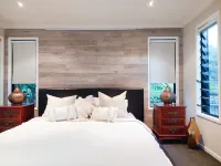 The Mountain View Retreat Hotels in Wongawallan