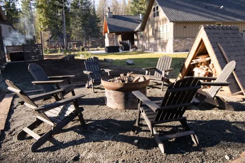 Cozy Packwood Cabin That Sleeps 8!