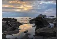 Coastal Refuge, *Hot Tub,* Close to Town.