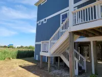 Pet friendly Ocean views Steps to Beach