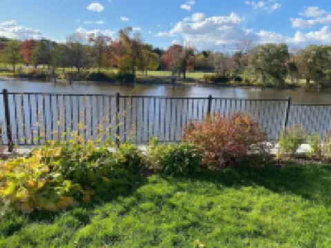 4 Bedroom Home on the River with Private River access