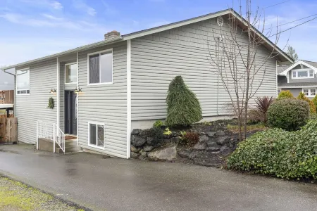 Downtown Harbor Home with Views & Room for All!