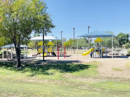 Upgraded and ready to use 3bed 2bath Отели рядом с достопримечательностью «The Legend at Arrowhead»