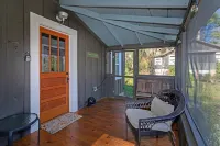Lingerlong House on  Downtown Brevard's Most beautiful property!
