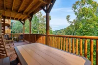 HUGE Heated Indoor Pool, 2 King Beds, Arcades, Fire Pit, Fast Wi-Fi