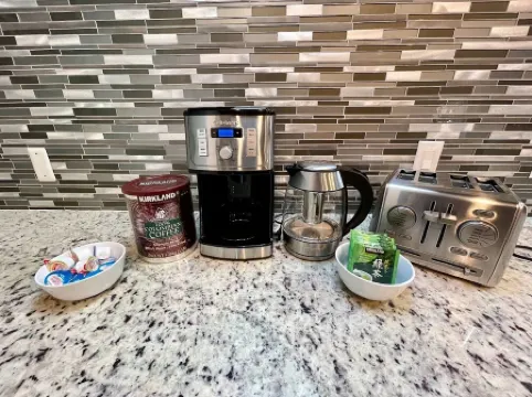 MODERN MASSIVE LARGE GROUP 3800sf MIT HARVARD BOS