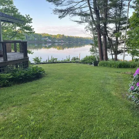 Edgecomb Maine.  Close to Boothbay & Wiscasset.  Very private and relaxing.