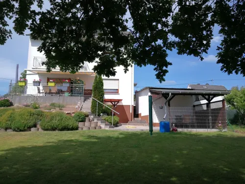 Cozy Non-Smoking Apartment Near the Fortress (Approx. 3 km) 코블렌츠 호텔