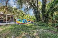 Cozy 4/3, Patio, King Bed, Bunk Room + Water Park!