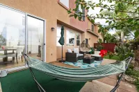 Beautiful townhouse in Carlsbad less then 10 min away from the beach