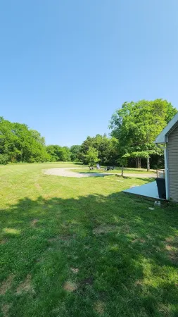 Unique Secluded Cabin with Loft on Classified Forest