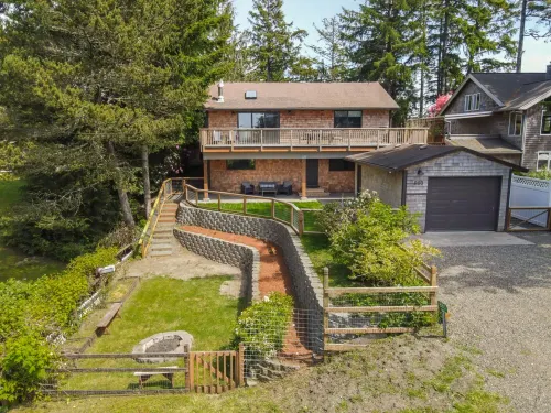 Ocean View Manzanita home - walk to beach and town! Hotels in Manzanita