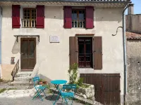 Le Castelet de Montmeyan Apartment near the lakes