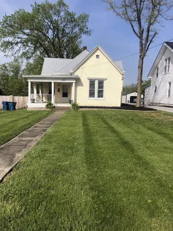 Nina’s on Main is 5 mins from The Ark Encounter