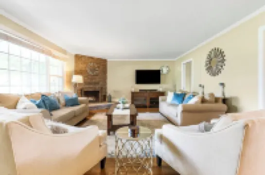 Charming Rancher, Close to Everything!