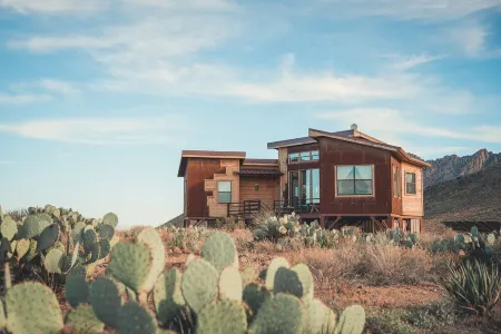 Boca de la Roca Private Mountain Lodge