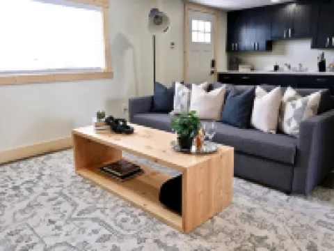 Golden Spike Stable Getaway in Downtown Tremonton Hotels in Box Elder County