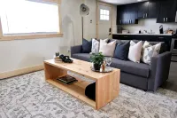 Golden Spike Stable Getaway in Downtown Tremonton Hotels in Tremonton