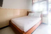 Astri Homestay Carkranegara Mataram Mitra RedDoorz
