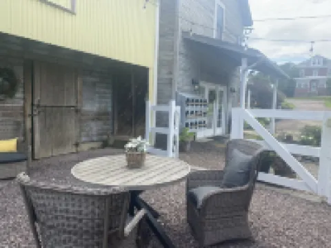 Loft two story with first floor workout room, WIFI, complete cottage to yourself