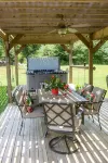Perfect house for Clemson/SWU activities like Clemson football and disc golf!!!