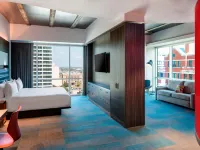 Aloft Fort Worth Downtown Hotels near Sid Richardson Museum