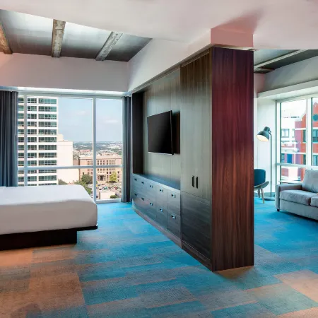 Aloft Fort Worth Downtown