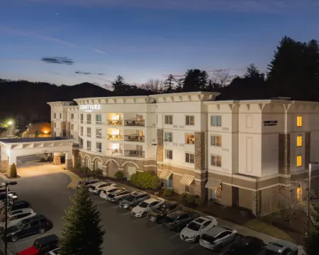 コートヤード ブーン ブーンのホテル