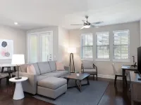 Ave Las Colinas - Short Stay Furnished Apartment