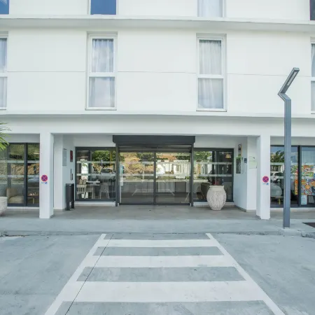 B&B Hotel Fort-De-France