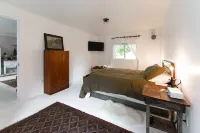 Enchanting cottage perfect for a romantic getaway 키와니스 스프레이 파크 주변 호텔