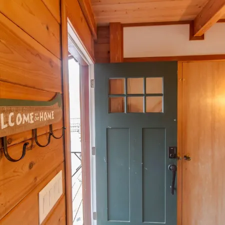 Mountain N' Shores Chalet
