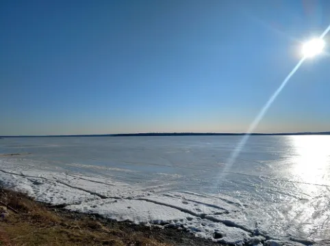 Large  Lakefront Home on Burt Lake, ICE FISHING Hunting, fishing snow sking golf