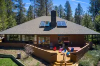 Dog Friendly Home w/ Hot Tub, 10 SHARC Passes, and Second Level EV Charger