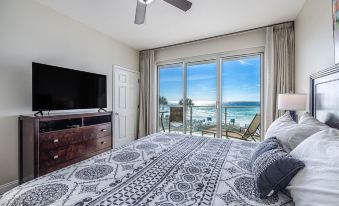 Great views Right on the Beach - 0222h12000illkp68EC03 R 339 206 R5 D