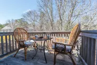 5-Bedroom Vacation Home Just 3 Minutes Drive to Cape Cod Beaches