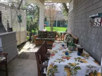 Oceanfront Cottage Private Secluded Dog Friendly at Colvmns by the Sea