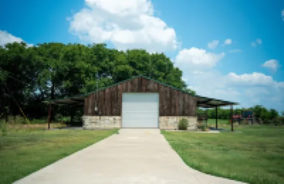Discover the charm of  our ranch getaway!
