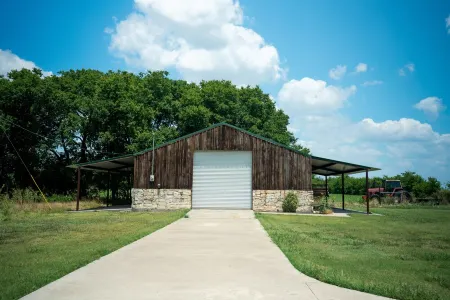 Discover the charm of  our ranch getaway!