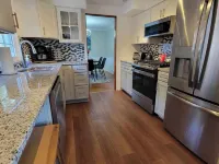 Charming retro house on University Ave, walking distance from WVU Stadium.