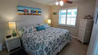 Beachfront Cottages (Gulf) at Beautiful Sandy Shores on Gulf of Mexico