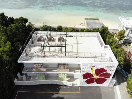 Niruya Kanaya Bise Отели рядом с достопримечательностью «Bise-Fukugi Tree Road»