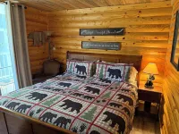 Downtown, nice furnishings, clean and cozy w/ fireplace, indoor & outdoor pools.