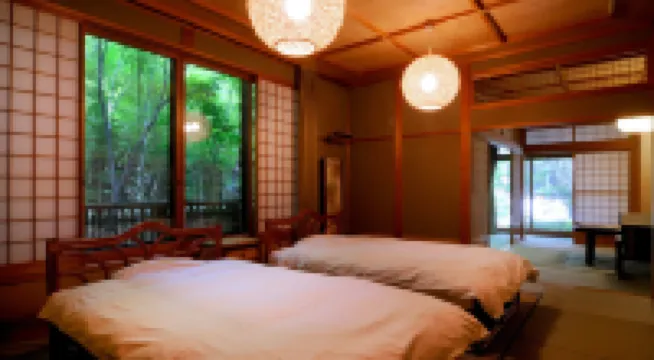Hanare No Yado Yomogino