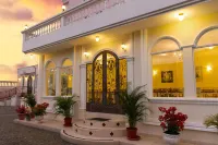 Eugenia Hotel Hotel in zona Ethnohistoric Museum of Handicrafts of Ecuador