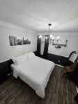 Boxcar Bunker - Downtown living at its finest