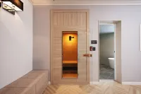 The Land Hotel Hayang Branch