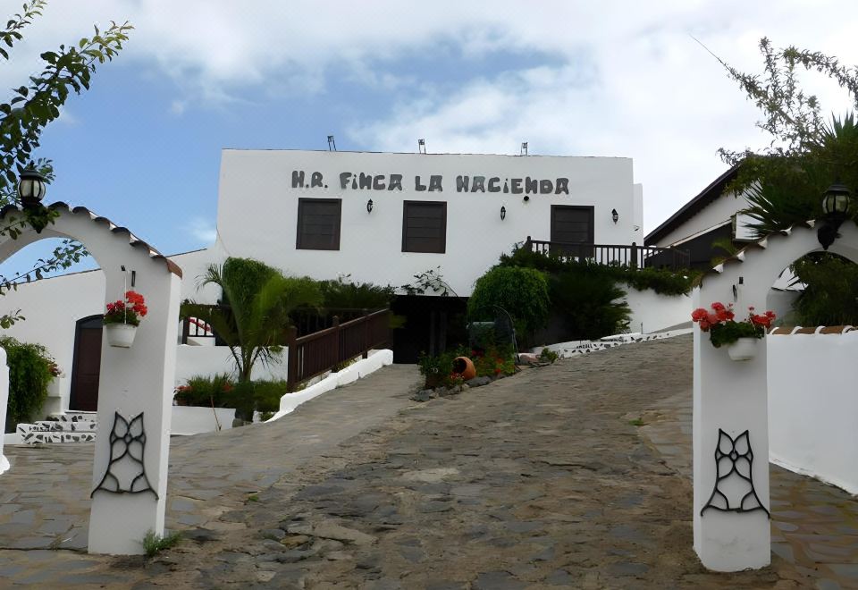Hotel Rural Finca la Hacienda 후기, 예약 및 특가 확인 - 로스실로스 호텔 추천 | 트립닷컴