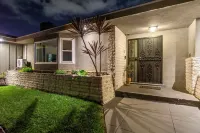 San Diego City Escape – Perfect for Families, Groups, & Business Travelers Hotels in Mid-City